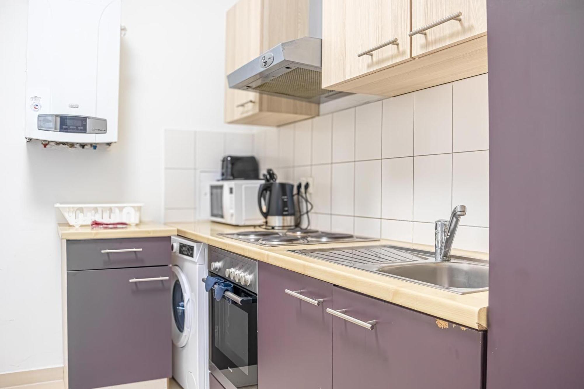 Apartment Comfortable 2br Apt.-near Wiener Stadthalle Wien